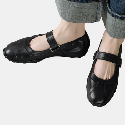 Okada｜オーソペディックフラット