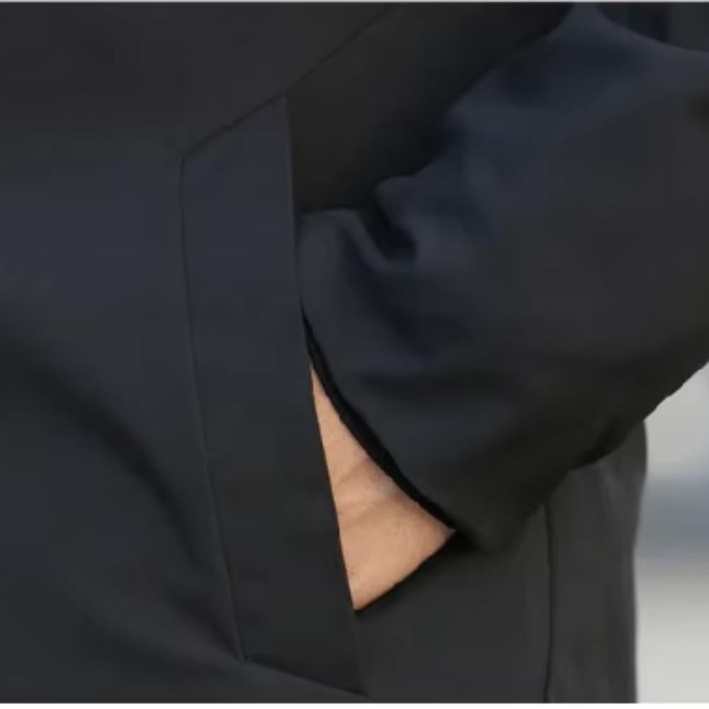 Okada | エレガントなメンズウィンドブレーカー